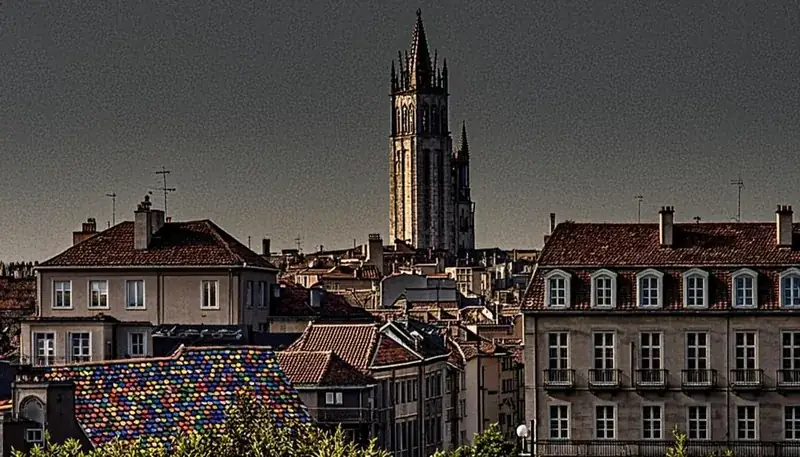Abonnement IPTV Dijon : le palais des ducs et la tour Philippe le Bon