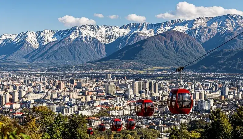 Abonnement IPTV Grenoble : la Bastille et son téléphérique face aux Alpes